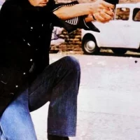 Un_Flic_voir_rouge_Mark_la_gachette_03