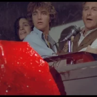 Attention_au_Blob_04