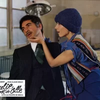 Julie_pot_de_colle_02