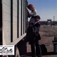 Julie_pot_de_colle_03