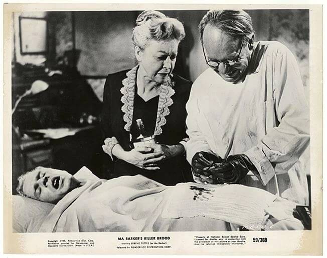 Ma_Barker_et_son_gang_01