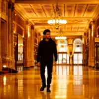 Hurry_Up_Tomorrow_04