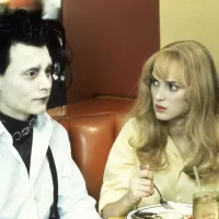 Edward_aux_mains_d_argent_01