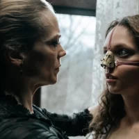 The_Ugly_Stepsister_01