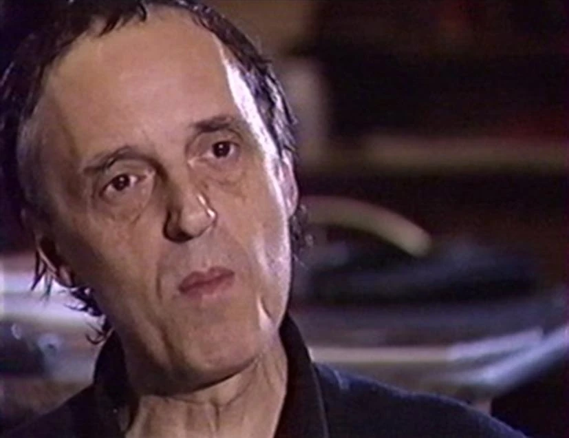 Dario_Argento_Soupirs_dans_un_corridor_lointain_01