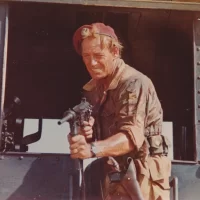 Les_7_Berets_Rouges_Ecorches_vifs_01