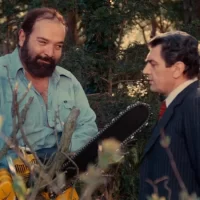 Le_Sadique_a_la_tronconneuse_01