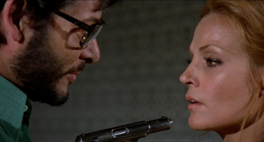 Personne_na_entendu_crier_01