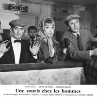 Une_souris_chez_les_hommes_01