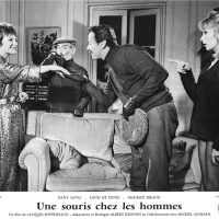 Une_souris_chez_les_hommes_02
