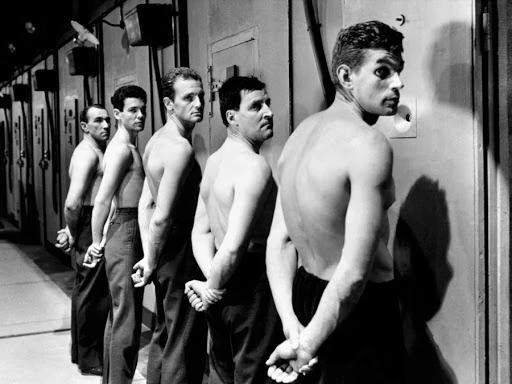 Le_Trou_01