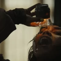 Evil_Dead_Burn_04