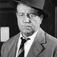 Maigret_par_Jean_Gabin_01 Maigret_par_Jean_Gabin_01