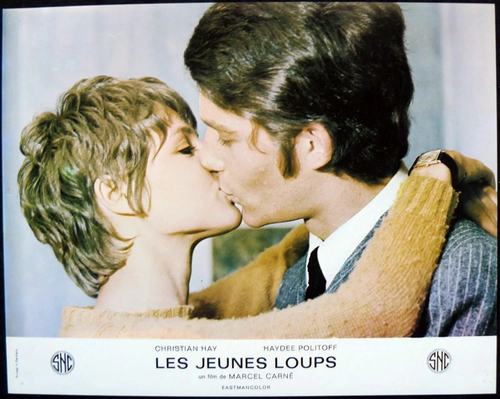 Les_Jeunes_Loups_01